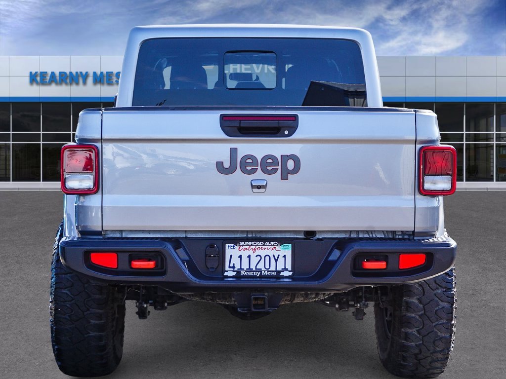 Used 2021 Silver Jeep Mojave image 5