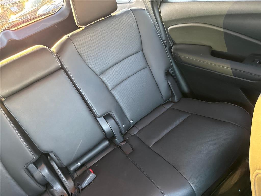 Certified Used 2022 Sonic Gray Pearl Honda EX-L image 17