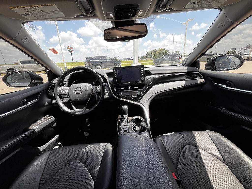 2024 Toyota Camry XSE - Photo 10