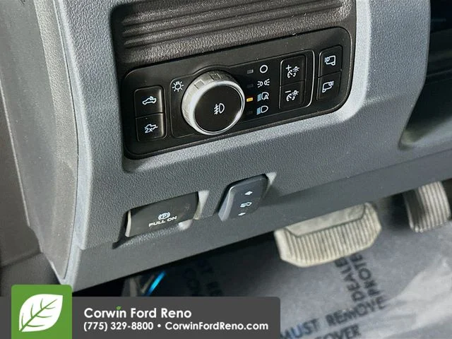 New 2026 Glacier Gray Metallic Tri-Coat Ford Lariat image 11