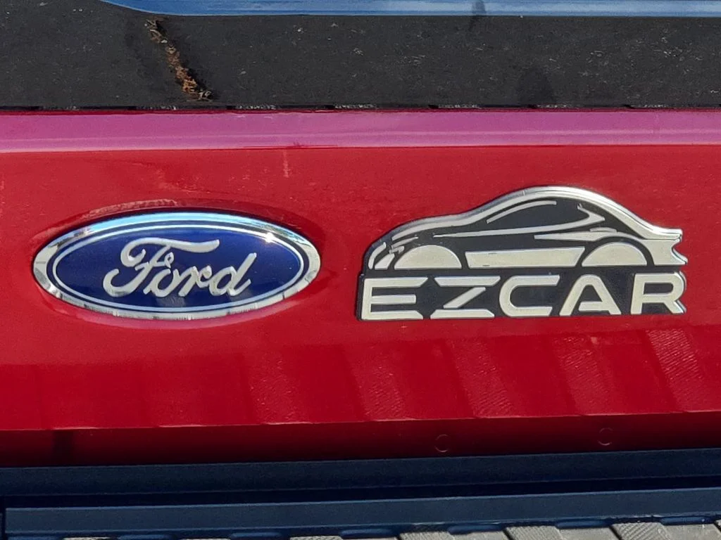 Used 2025 Red Ford Platinum image 22