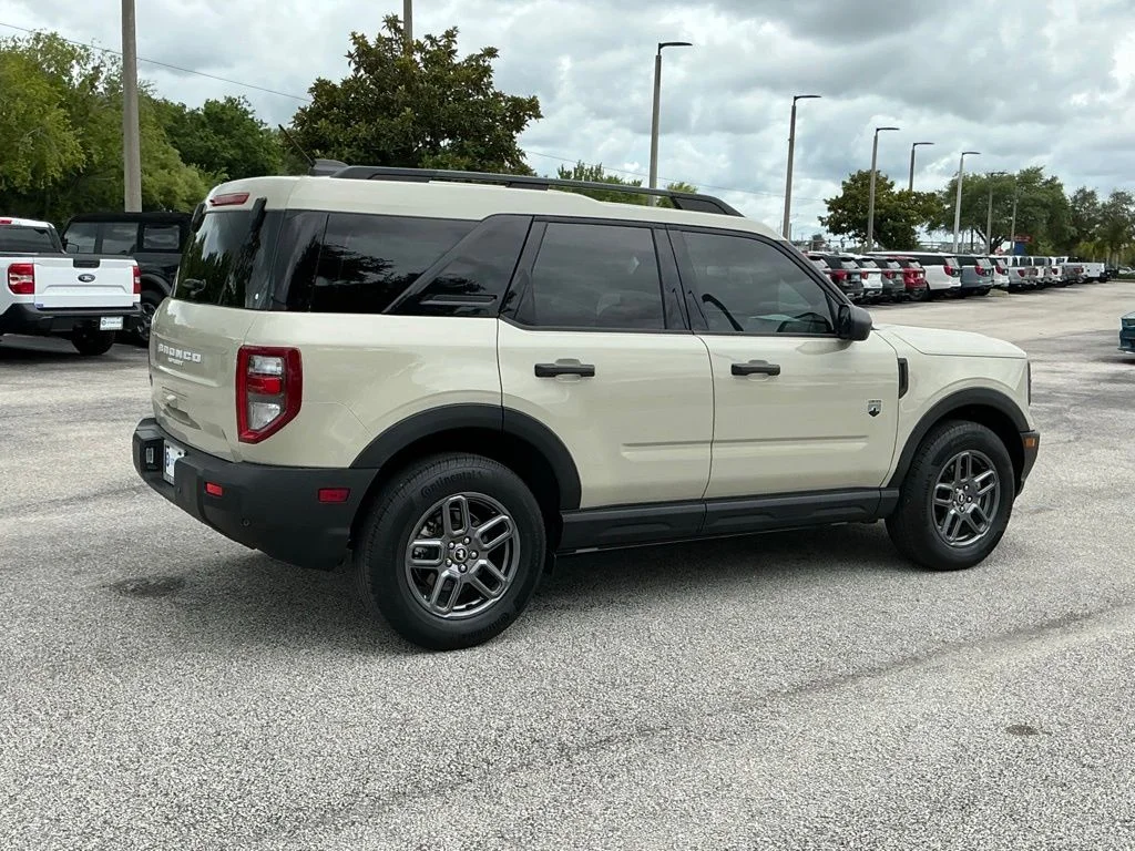 Used 2025 Beige Ford Big Bend image 16