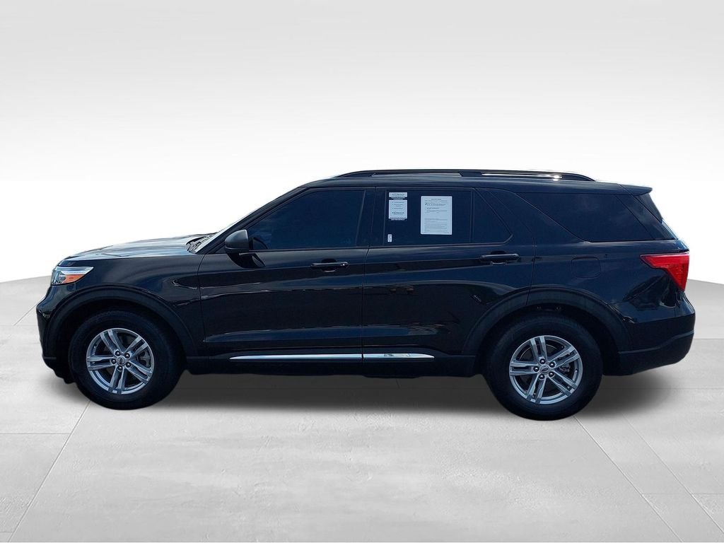 Used 2024 Black Ford XLT image 2