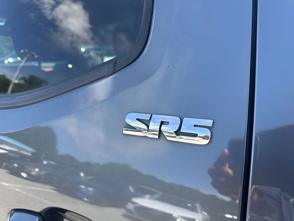 Used 2020 Gray Toyota SR5 image 27