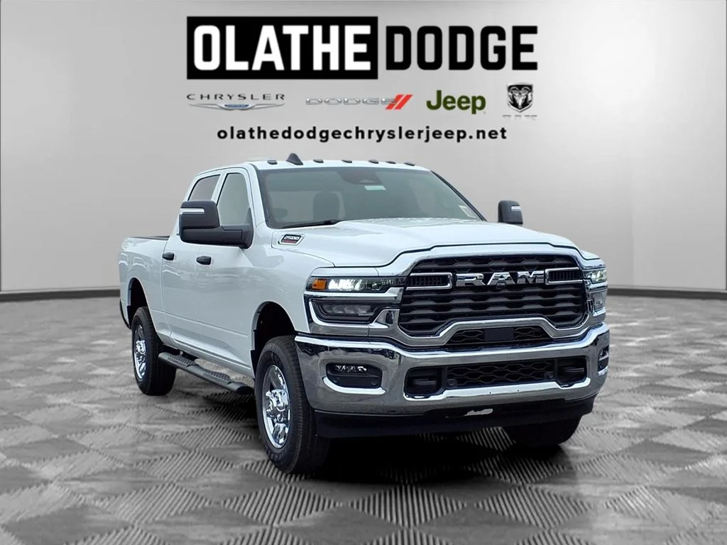 New 2026 Bright White Clear-Coat Exterior Paint RAM Tradesman image 29