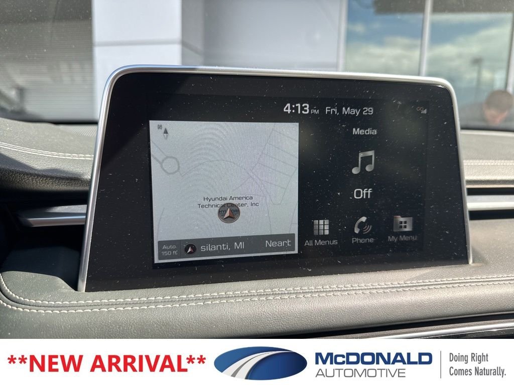 Used 2019 Black Genesis 3.3T Design image 6