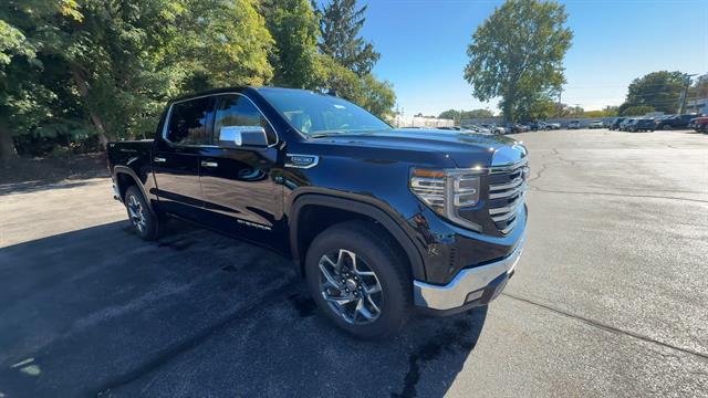2026 GMC Sierra 1500 SLT - Photo 3