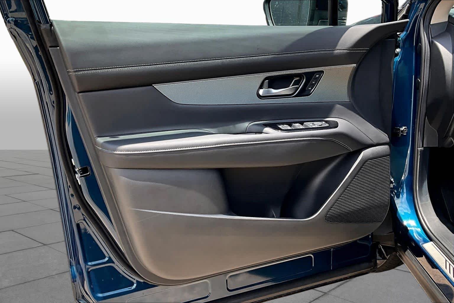 New 2026 Aurora Blue Pearl Metallic Nissan Platinum image 16