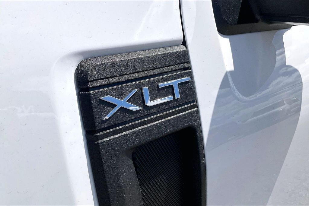 New 2026 Oxford White Ford XLT image 20