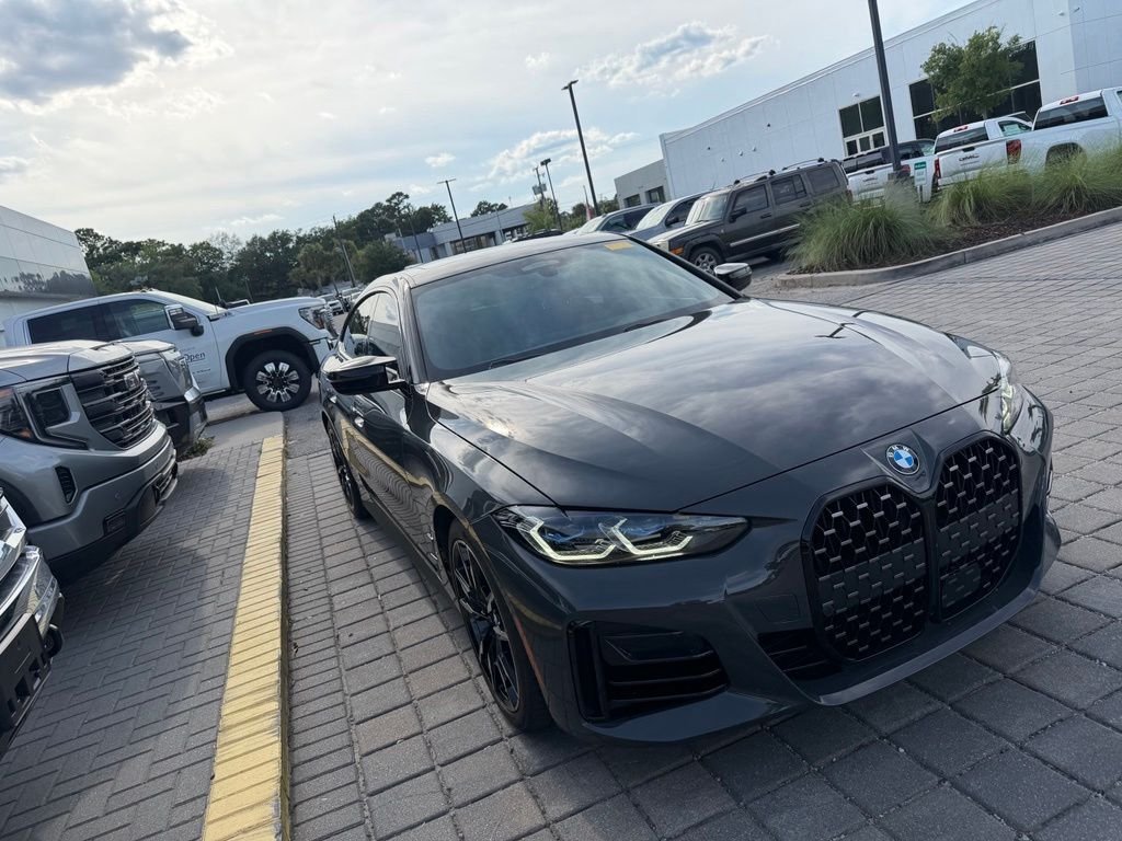 Used 2024 Gray BMW M440i image 5