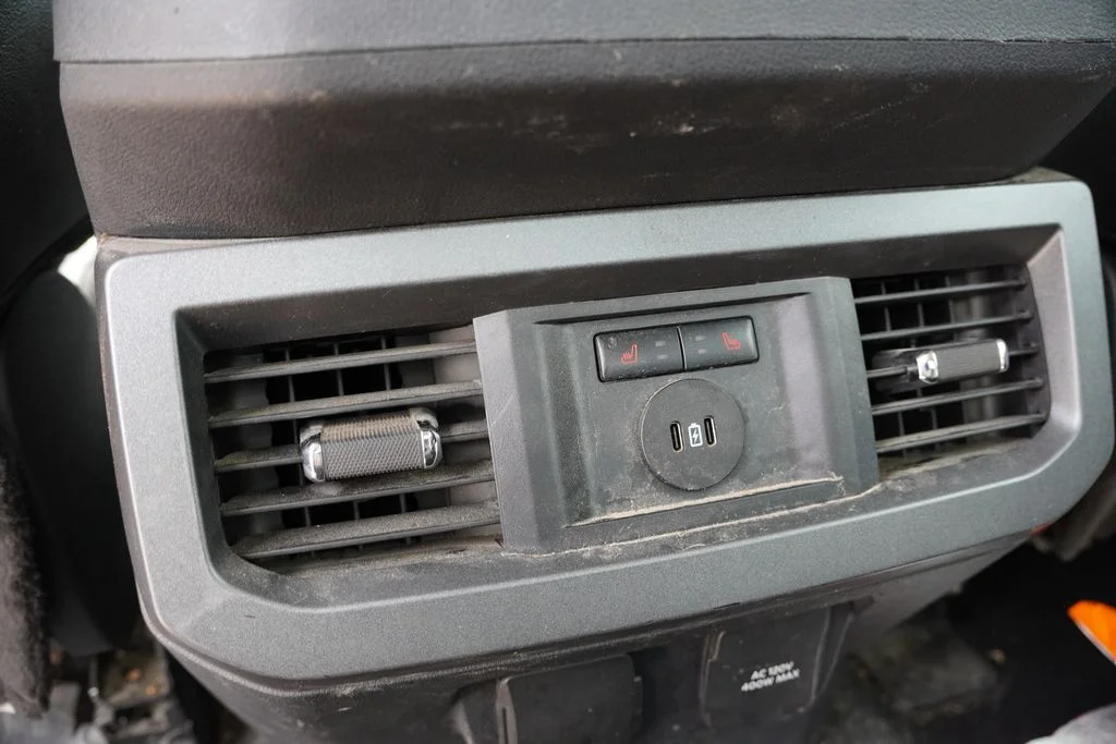 Used 2023 Azure Gray Metallic Ford Lariat image 4