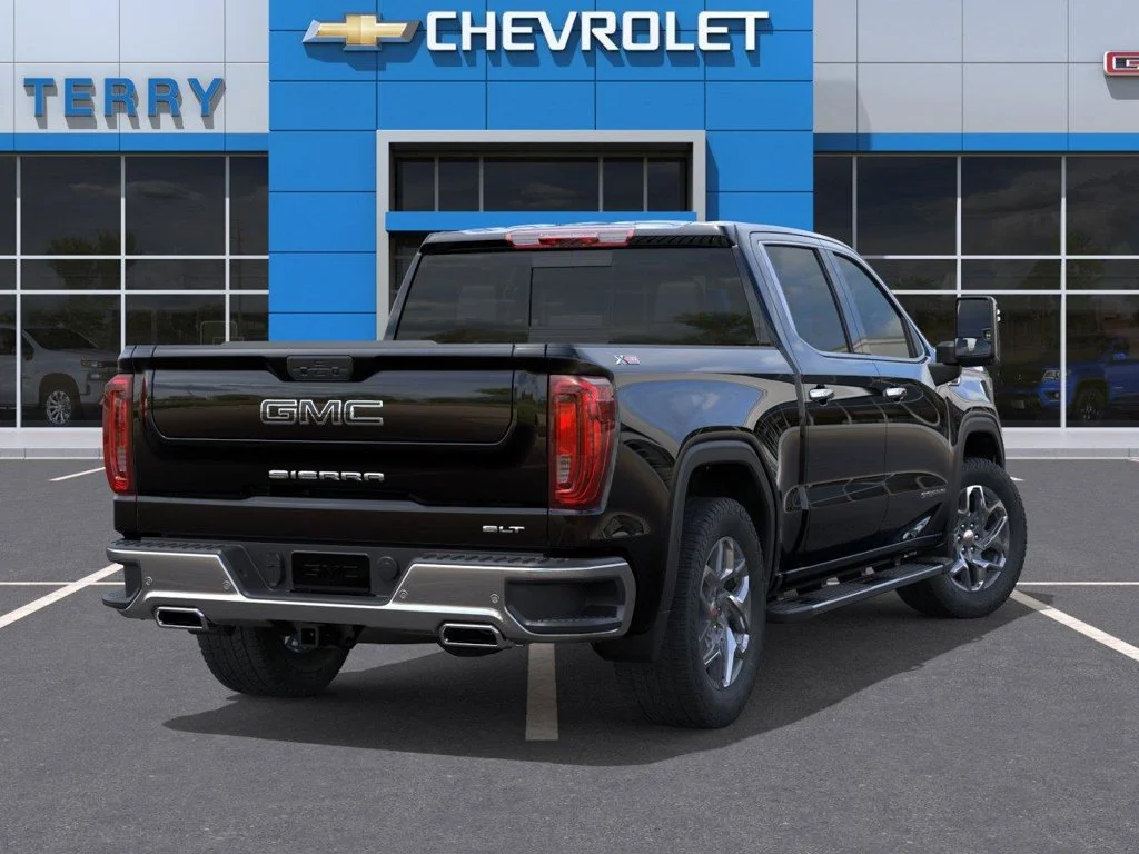 New 2026 Onyx Black GMC SLT image 4
