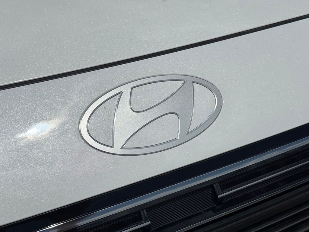 Certified Used 2026 White Hyundai SE image 7