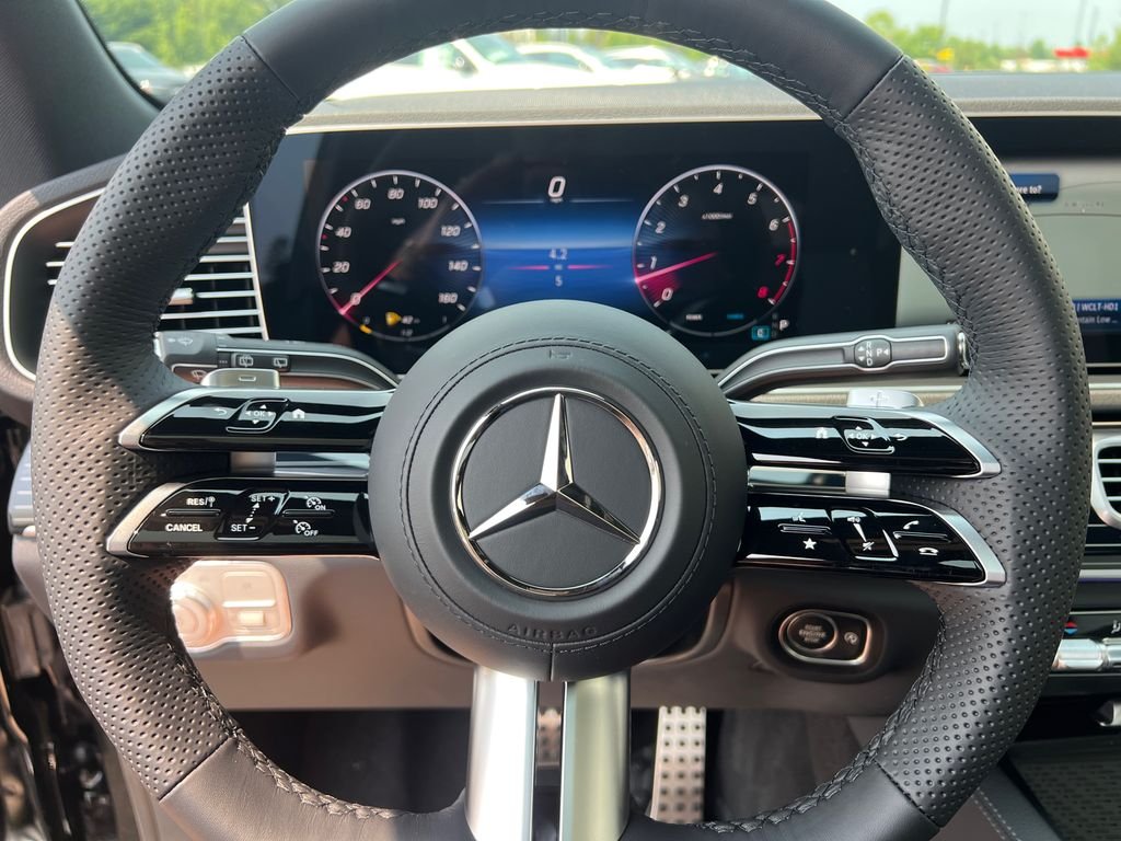 New 2026 Black Mercedes-Benz GLE 450 image 18
