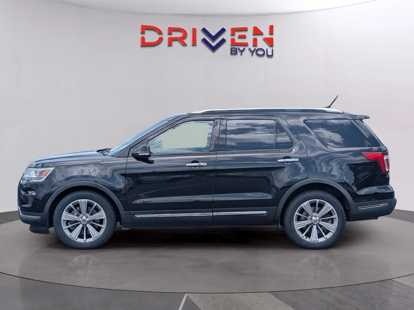 Used 2019 Agate Black Ford Limited image 2