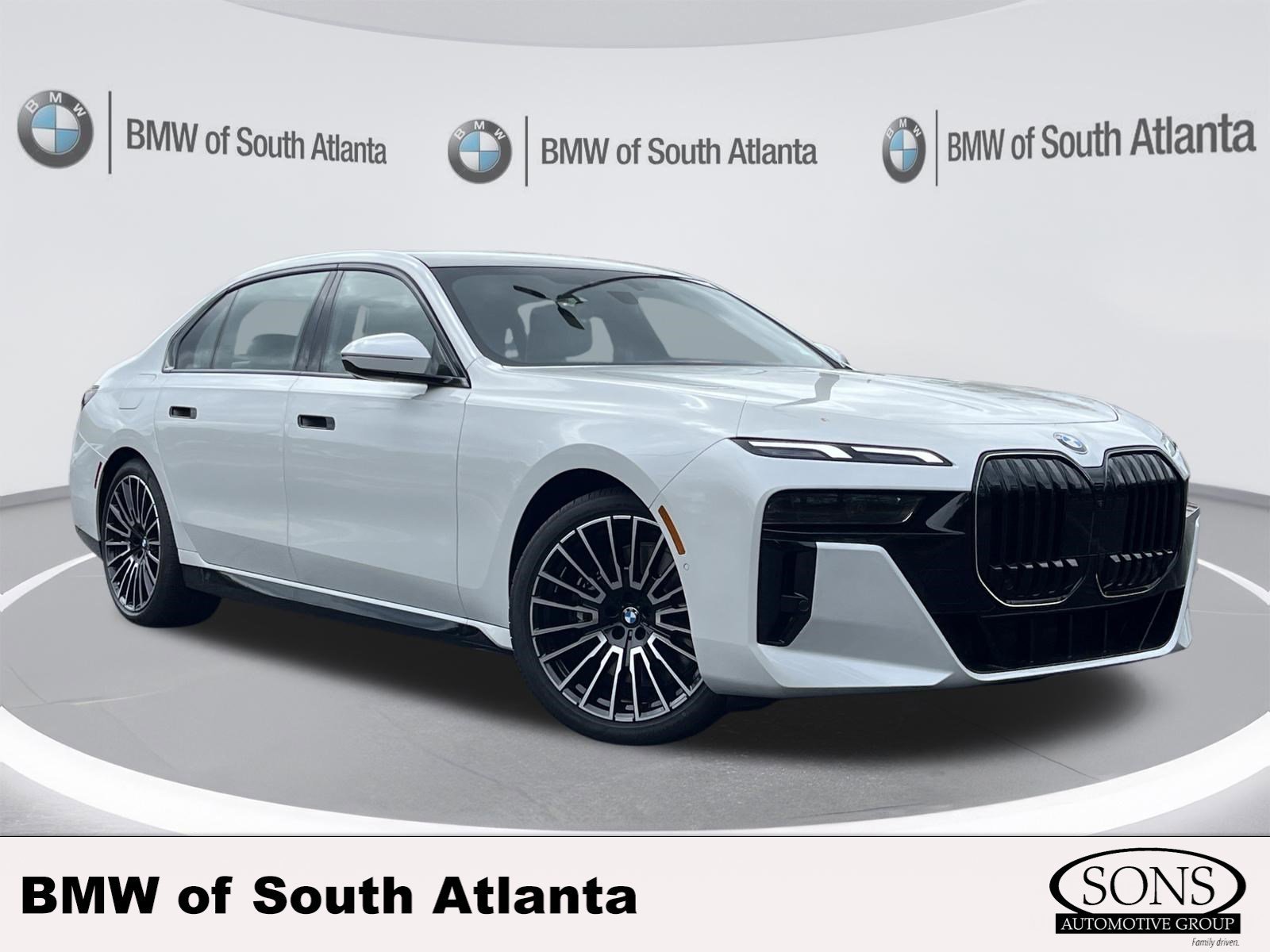 2026 BMW 7 Series 740i Sedan's photo