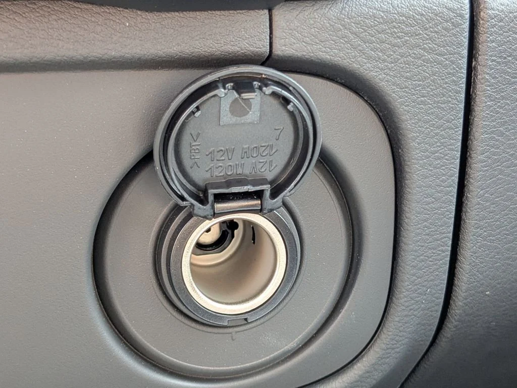 2025 Nissan Frontier SV - Photo 29