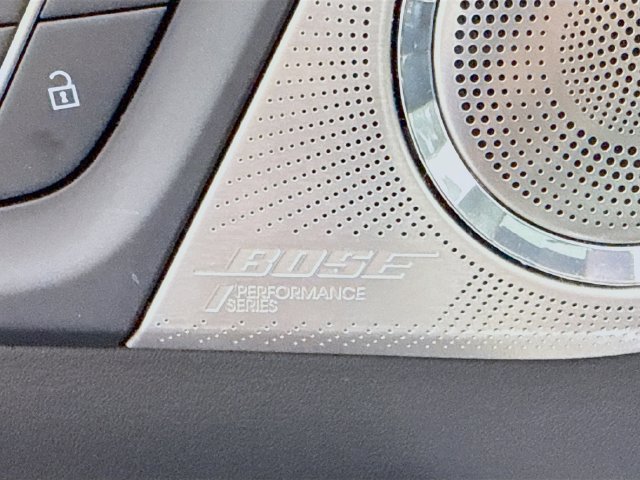 Used 2025 White Frost Tricoat Buick Avenir image 20