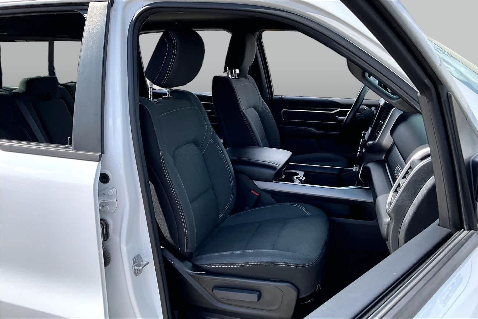 Used 2019 Bright White Clearcoat Ram Big Horn/Lone Star image 9