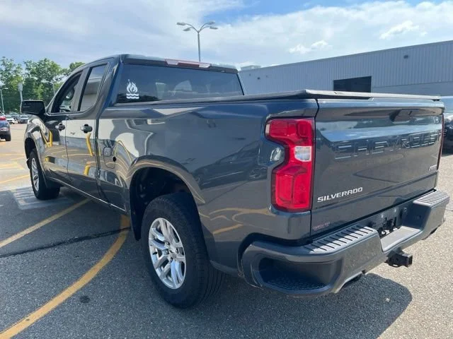 Used 2019 Shadow Gray Metallic Chevrolet RST image 5