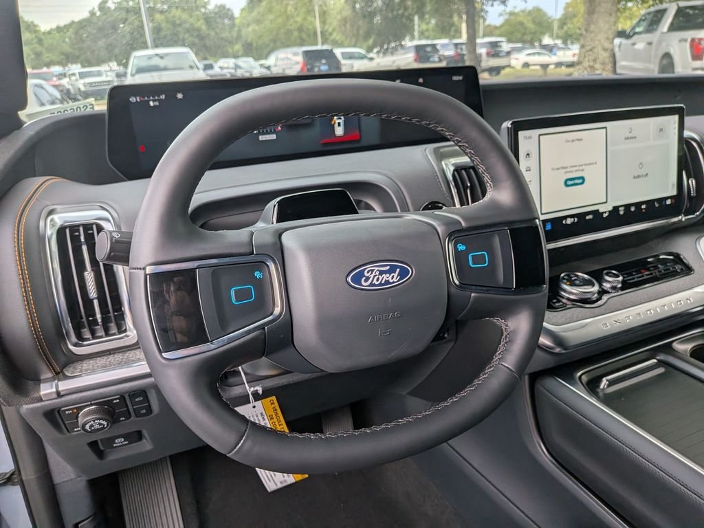 New 2027 Glacier Gray Metallic Tri-Coat Ford Tremor® image 15