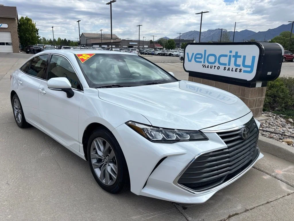 2020 Toyota Avalon XLE's photo