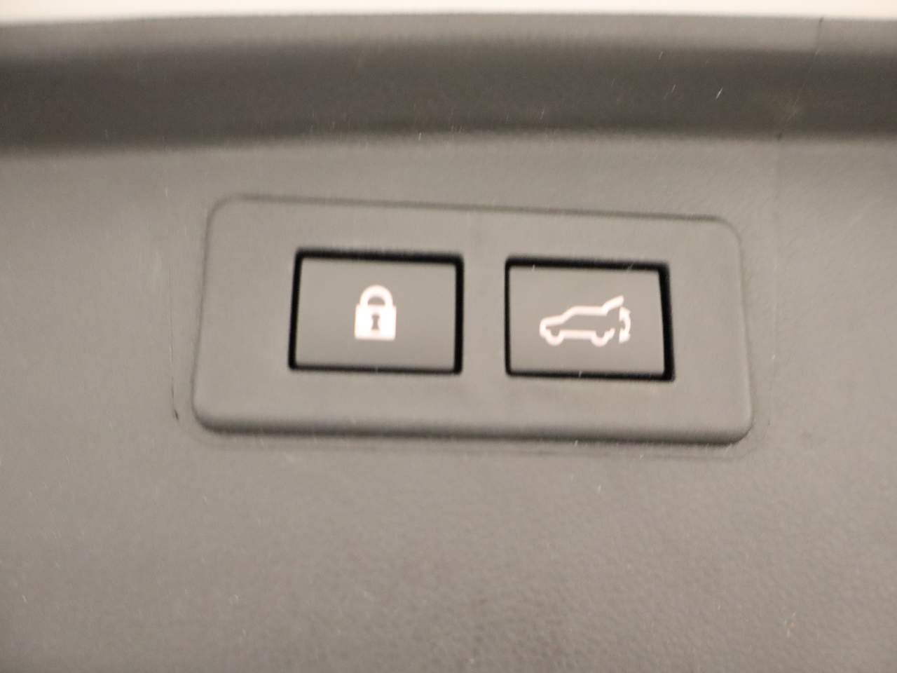 Used 2023 Crystal White Pearl Subaru Premium image 17