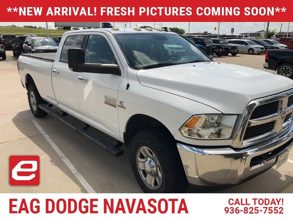 2014 RAM 3500 SLT 4X4 Crew Cab LWB's photo