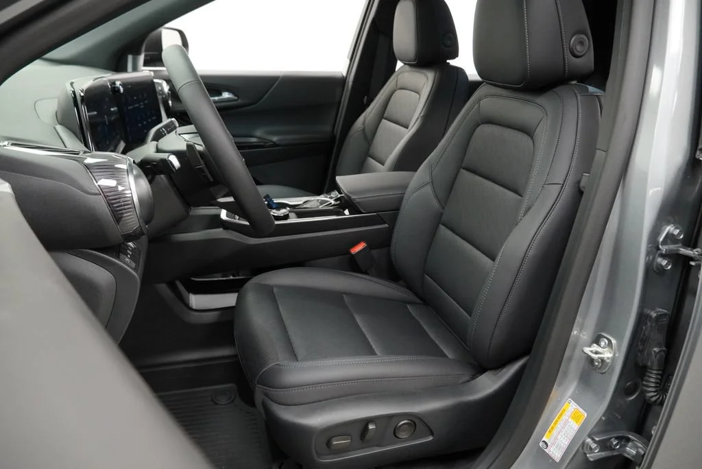 New 2027 Sterling Gray Metallic Chevrolet LT image 7