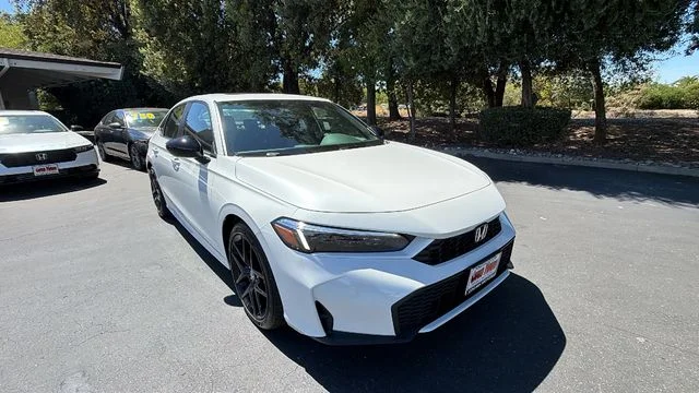 New 2026 Platinum White Pearl Honda 2WD Sport Hybrid image 2