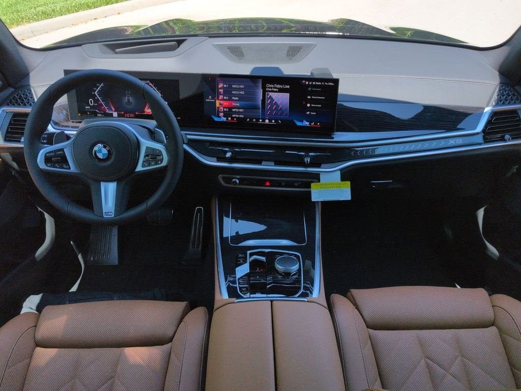 New 2026 Black Sapphire Metallic BMW xDrive40i image 15