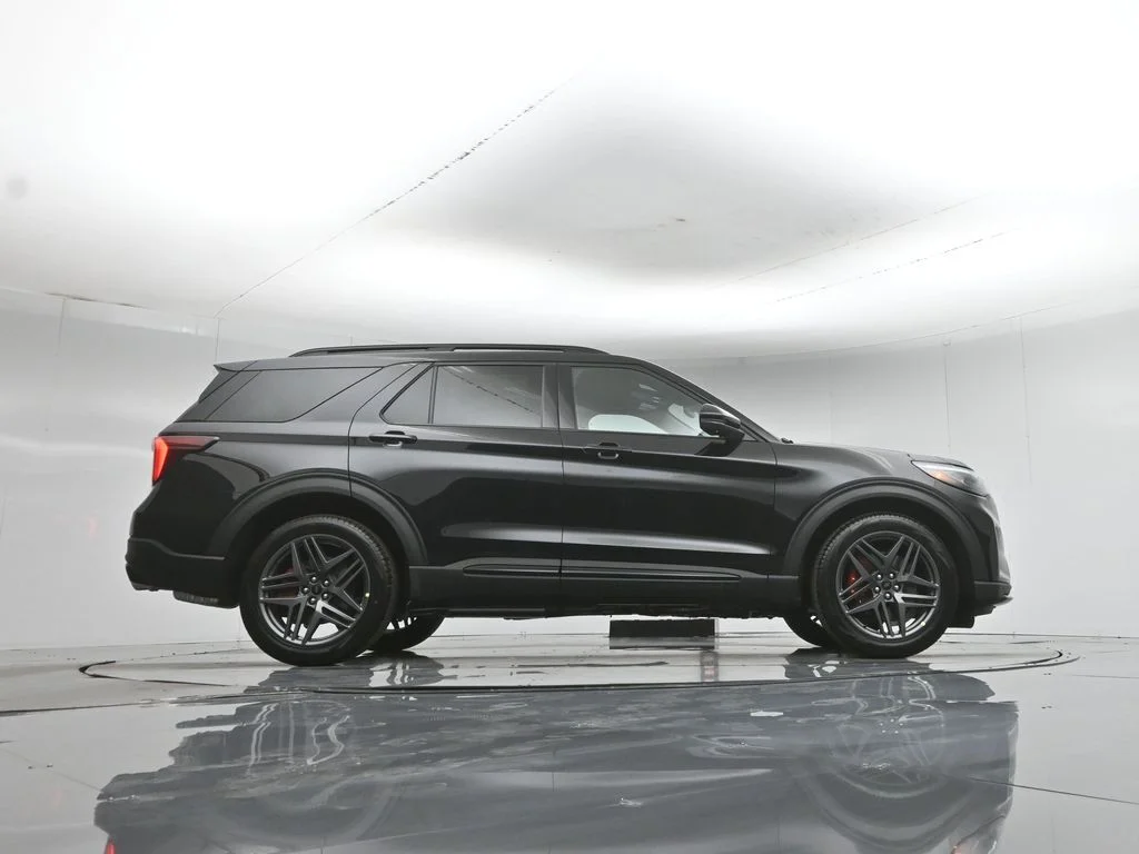 New 2026 Agate Black Metallic Ford ST image 48
