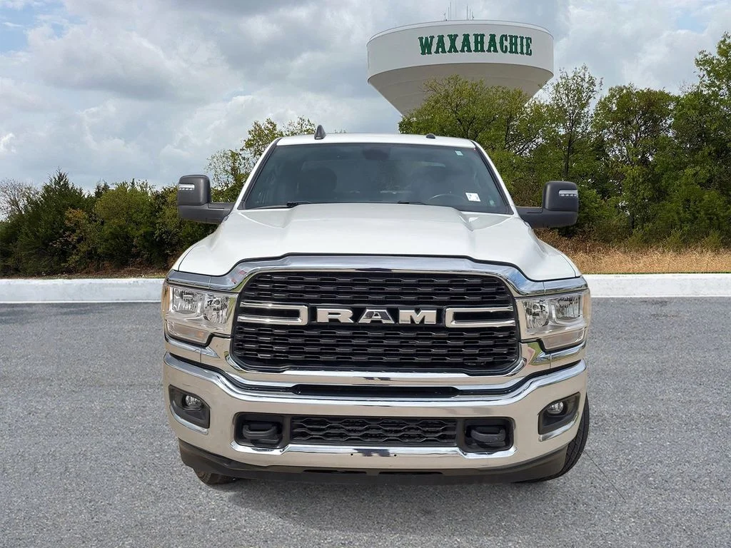 Used 2024 White Ram Big Horn image 2