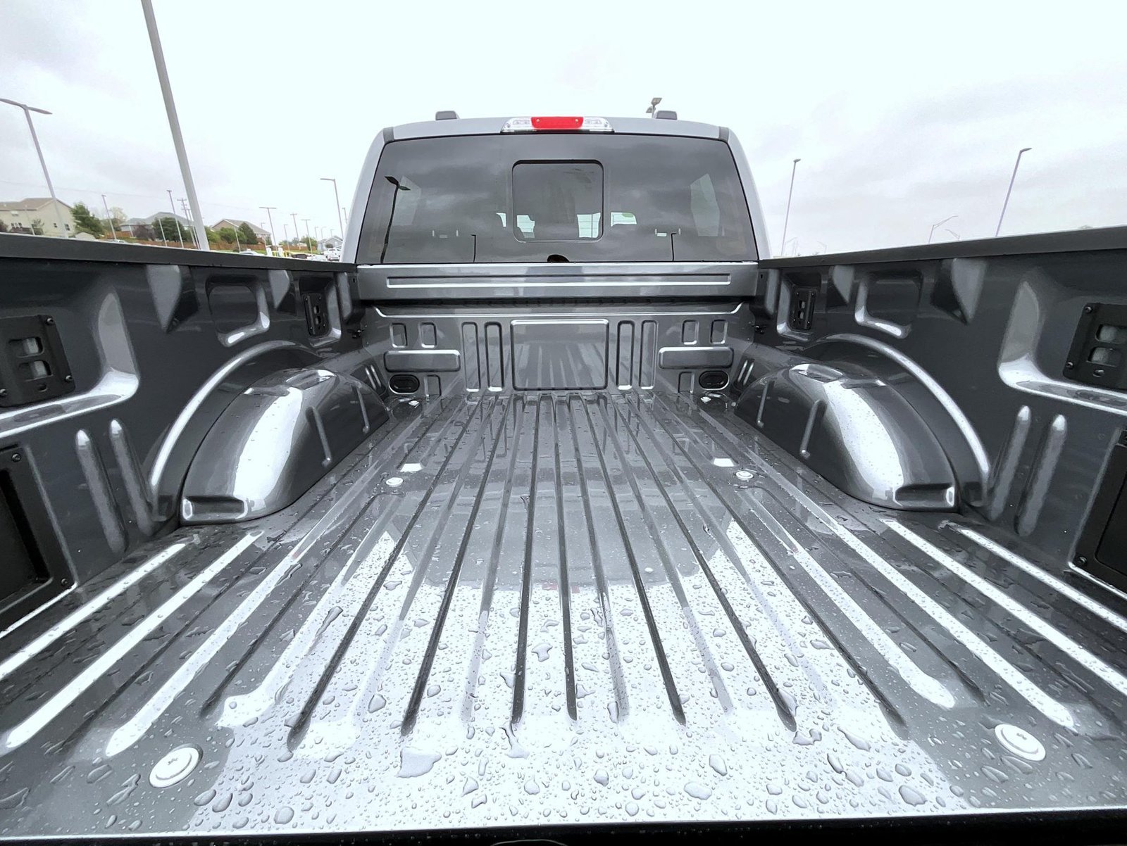 New 2026 Carbonized Gray Metallic Ford Lariat image 25