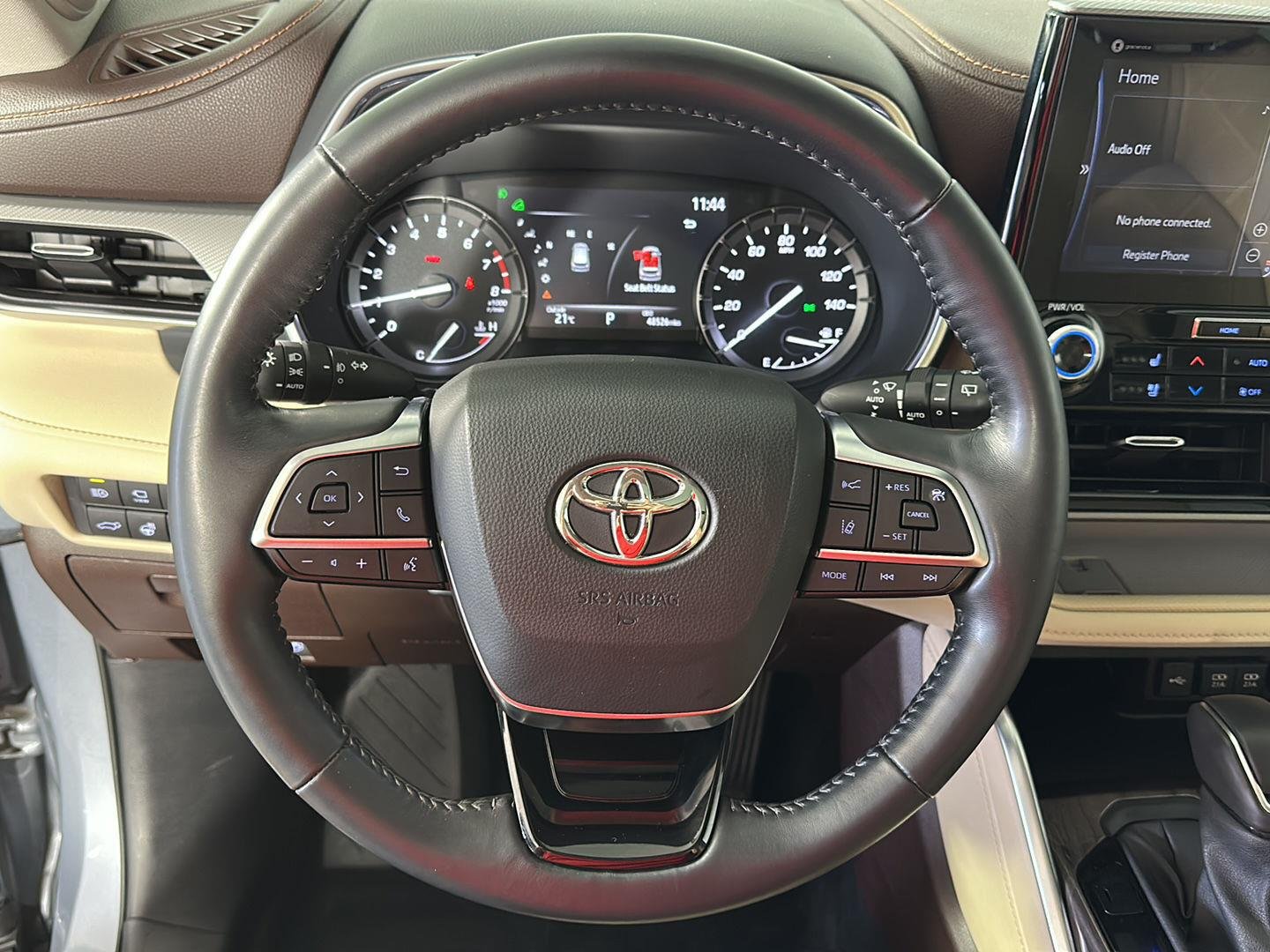 Used 2021 Moon Dust Toyota Platinum image 11