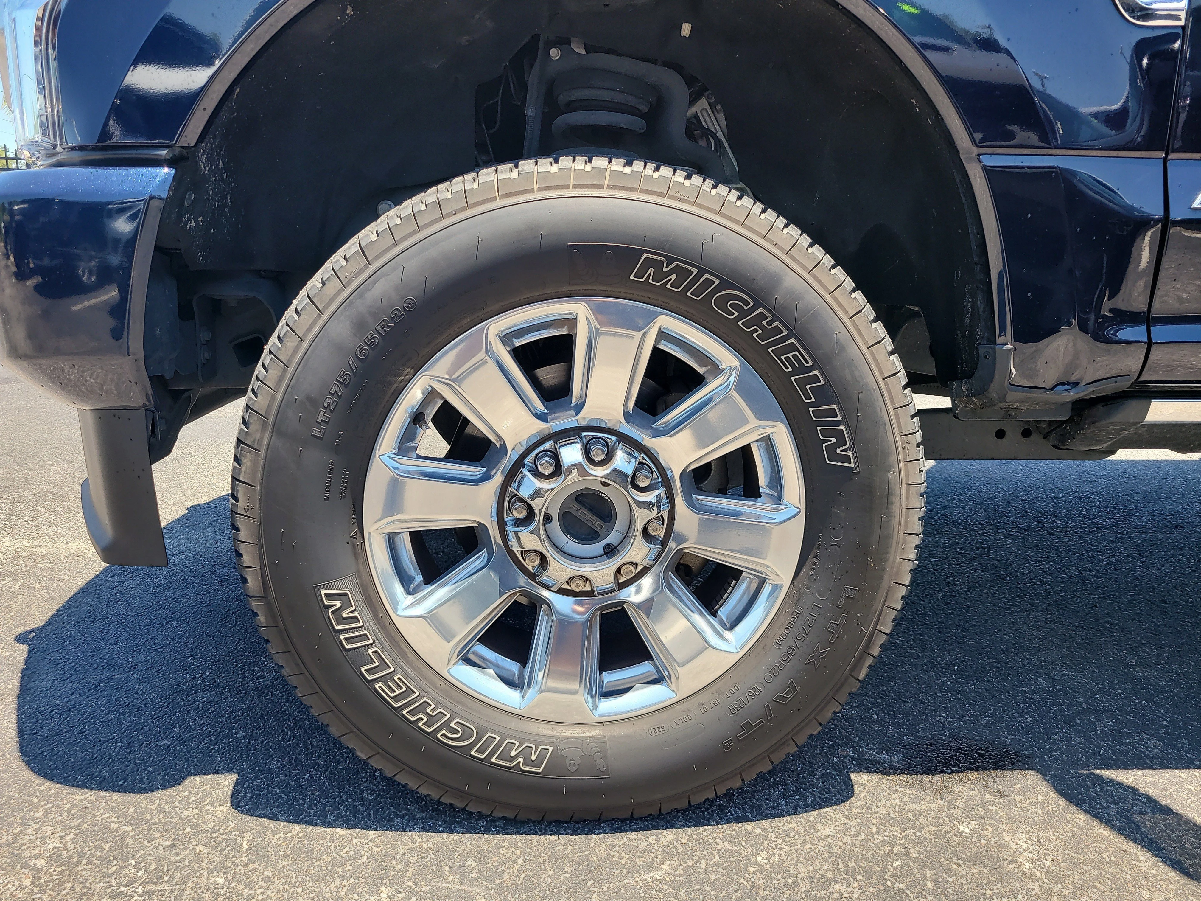 Used 2022 Blue Metallic Ford Platinum image 9