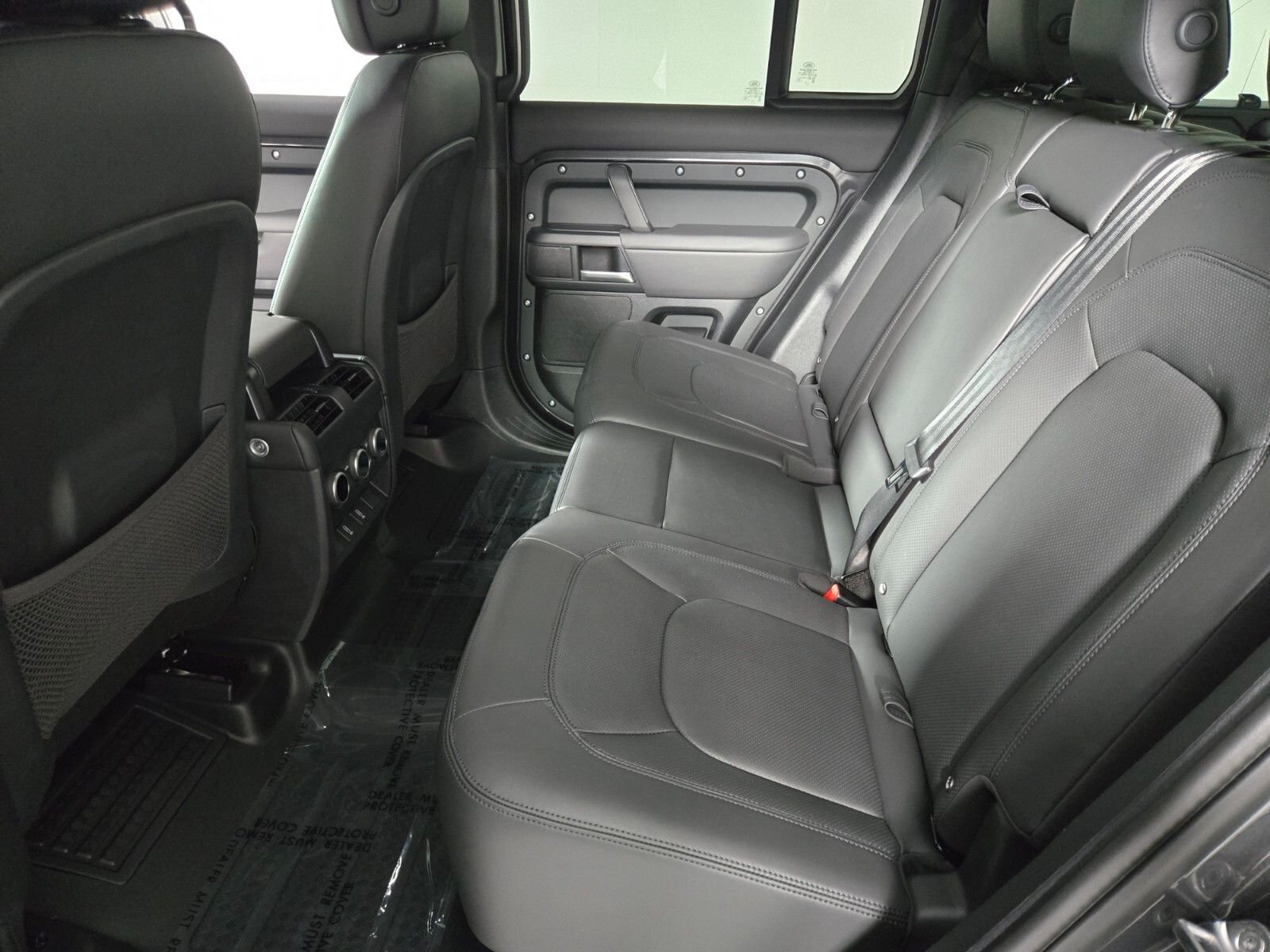 New 2026 Carpathian Grey Land Rover X-Dynamic SE image 5