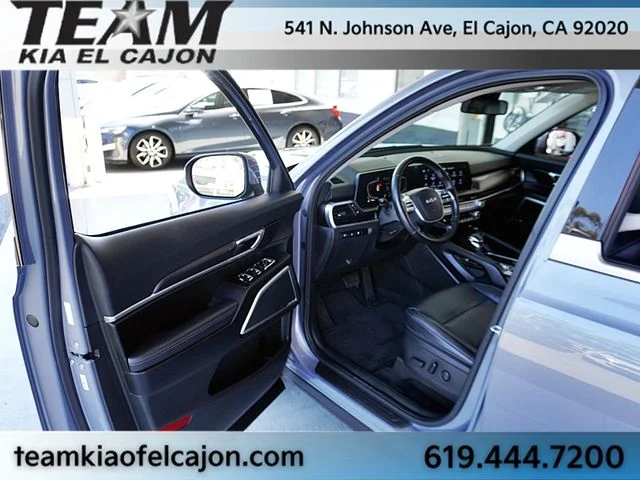 Used 2023 Silver Kia S FWD image 38