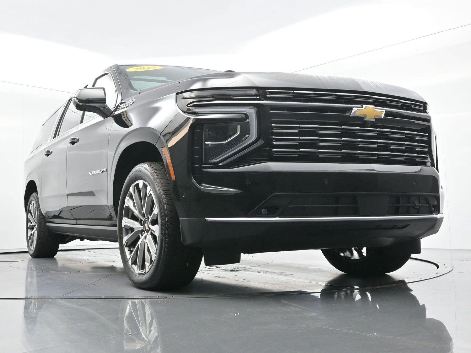 Used 2025 Black Chevrolet High Country image 55