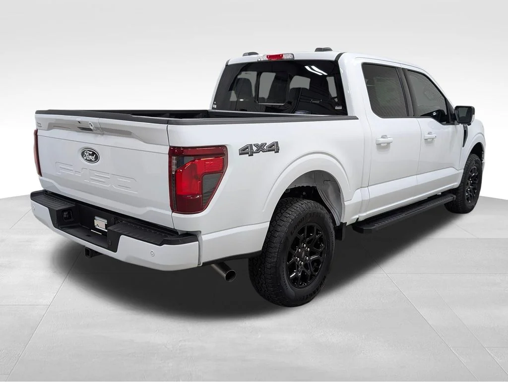 New 2026 Oxford White Ford XLT image 22