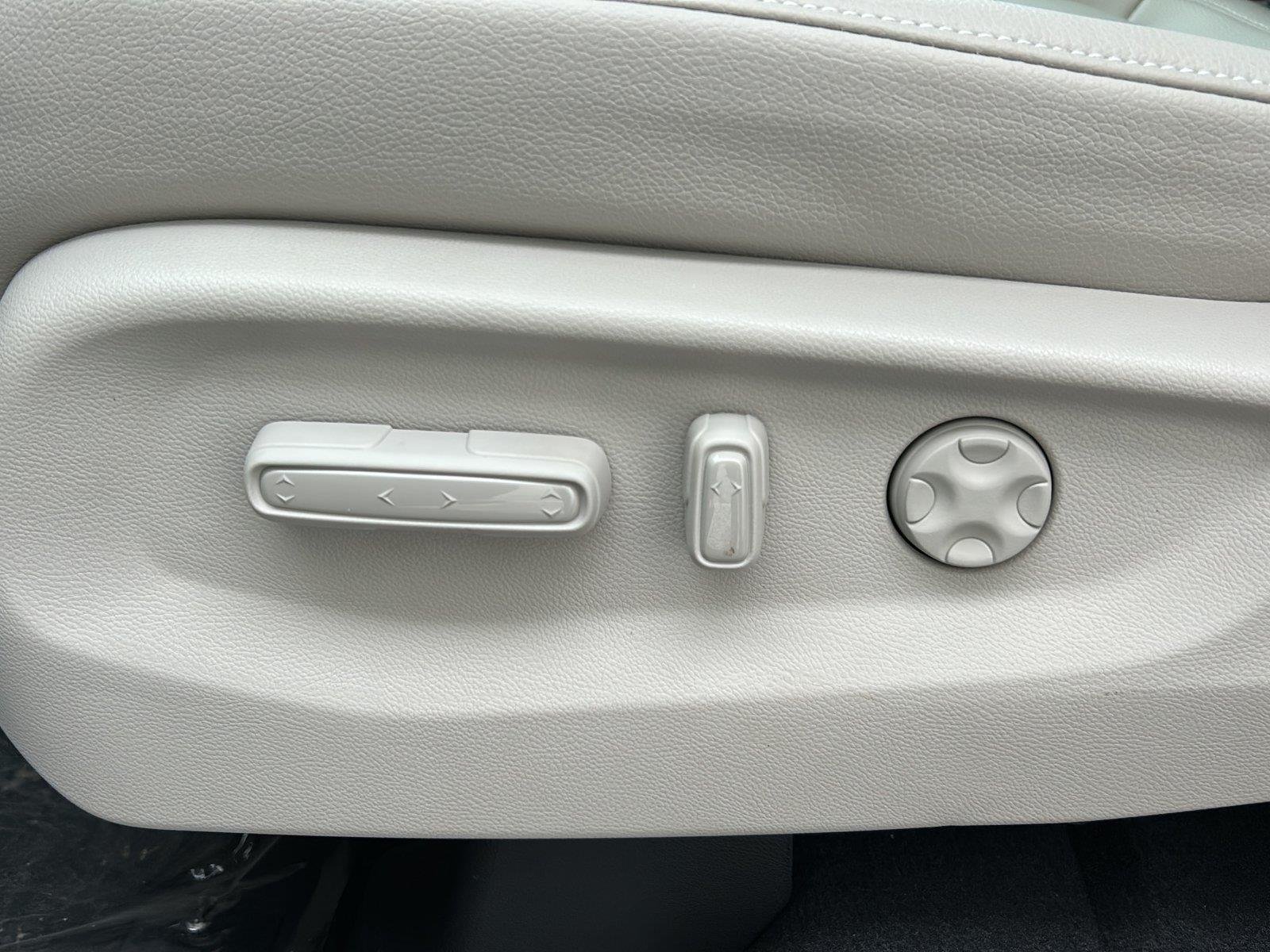 New 2027 Platinum White Pearl Honda EX-L image 21