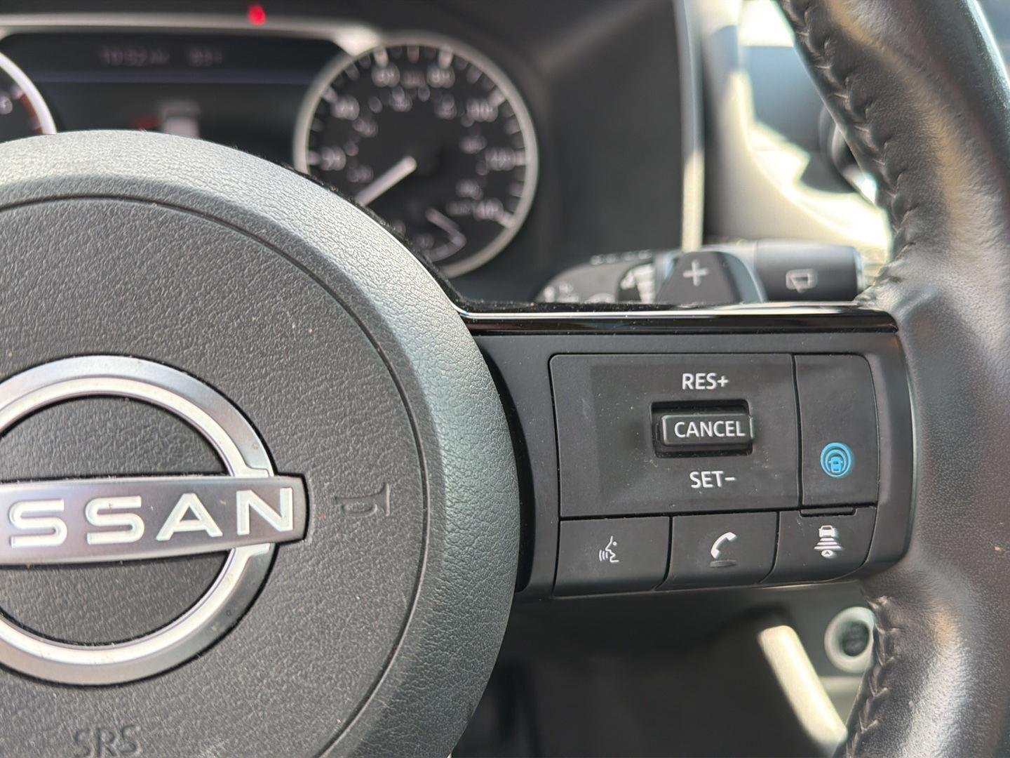 Used 2022 Brilliant Silver Metallic Nissan SV image 22