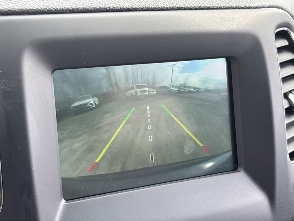 Used 2021 Gray Jeep Latitude image 26