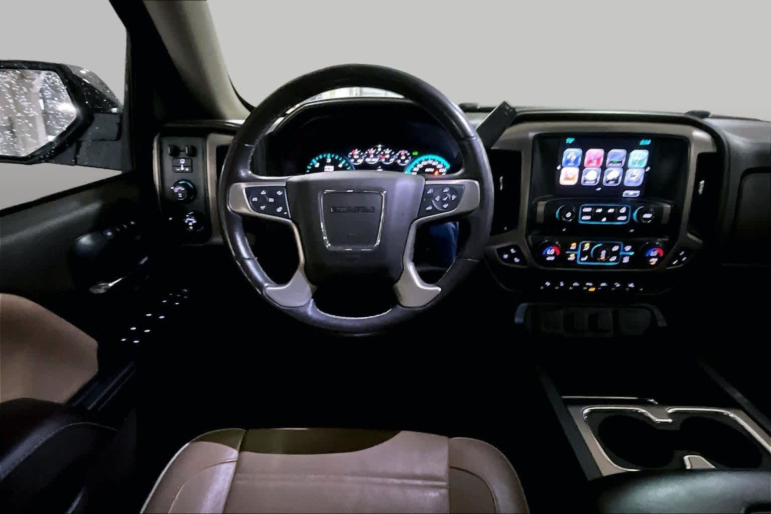 Used 2017 Onyx Black GMC Denali image 6