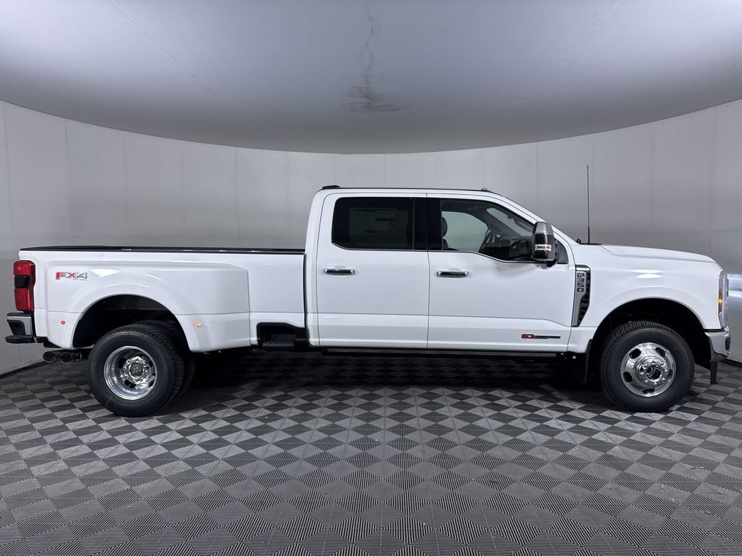 New 2026 Star White Metallic Tri-Coat Ford King Ranch image 10