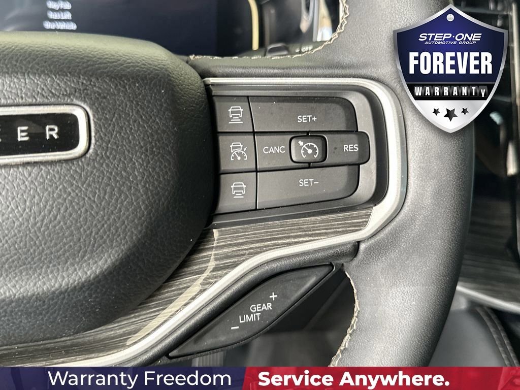 Used 2022 White Jeep Series II image 24