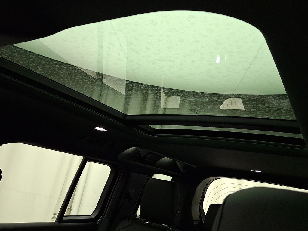 New 2026 Tasman Blue LAND ROVER S image 11