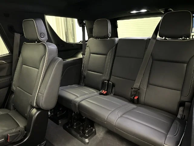Used 2024 Black Chevrolet Premier image 27