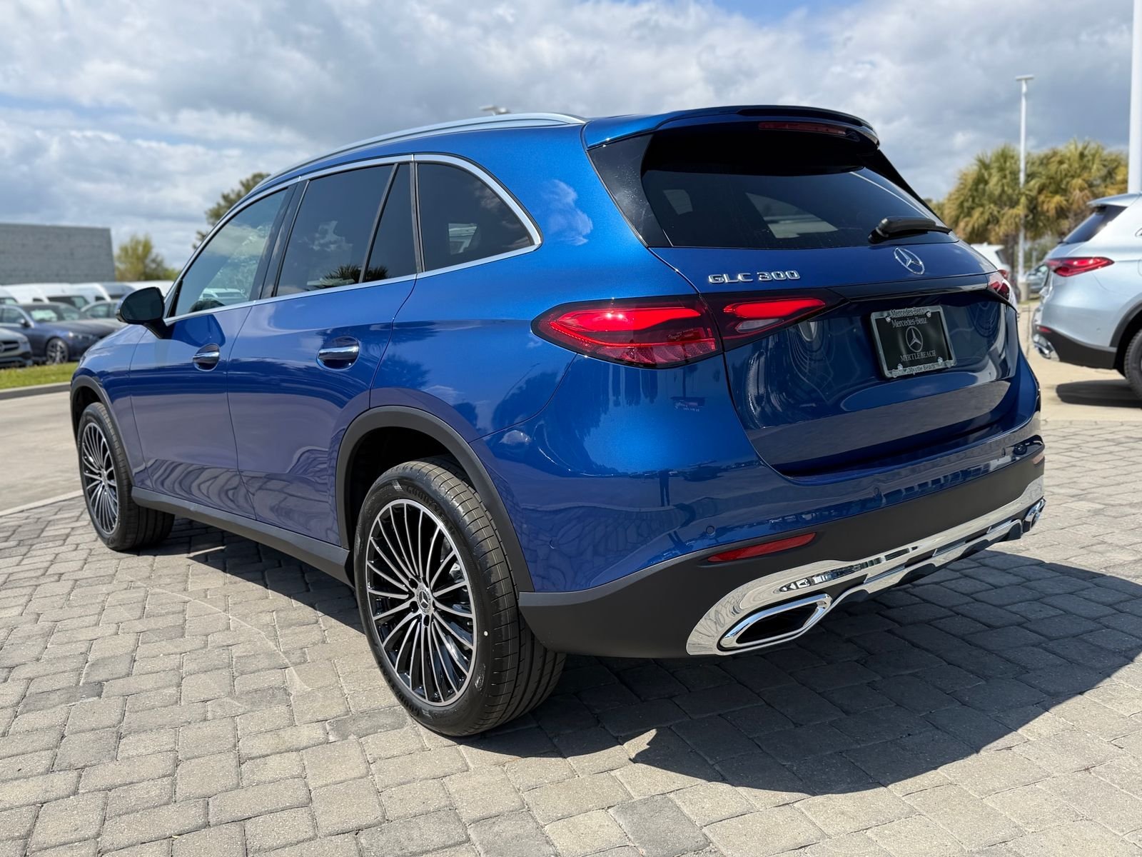 New 2026 Starling Blue Metallic Mercedes-Benz GLC 300 image 10