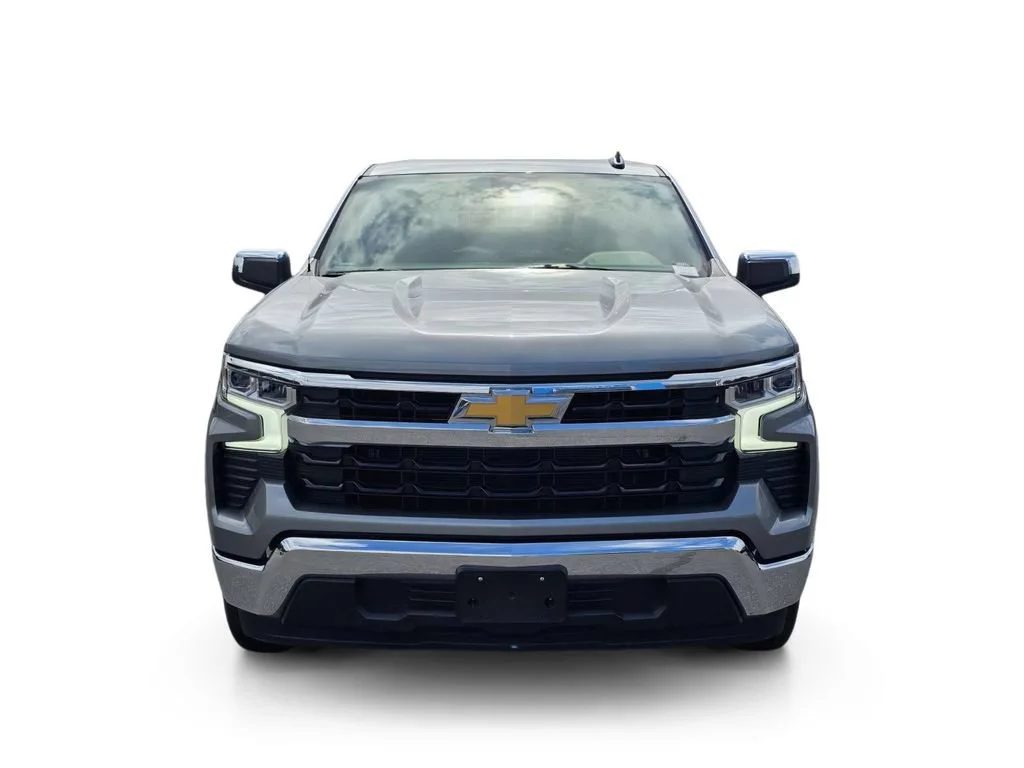 Used 2023 Sterling Gray Metallic Chevrolet LT image 2